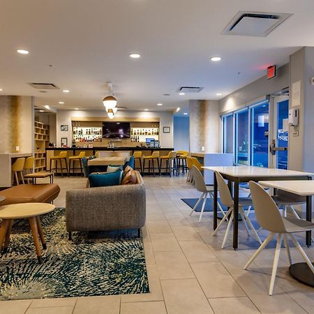 Towneplace Suites By Marriott Raleigh - University Area Екстер'єр фото