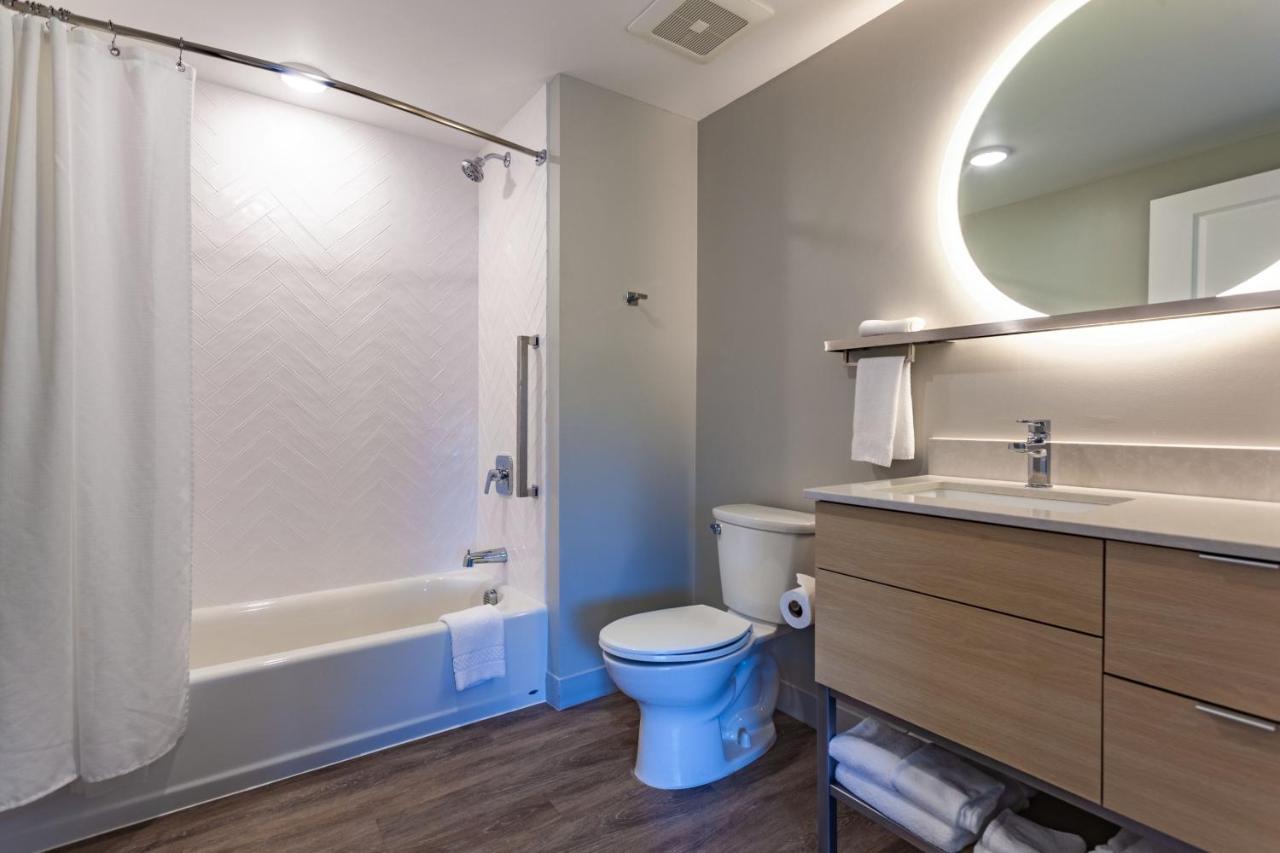 Towneplace Suites By Marriott Raleigh - University Area Екстер'єр фото