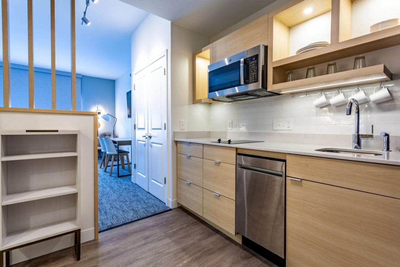 Towneplace Suites By Marriott Raleigh - University Area Екстер'єр фото