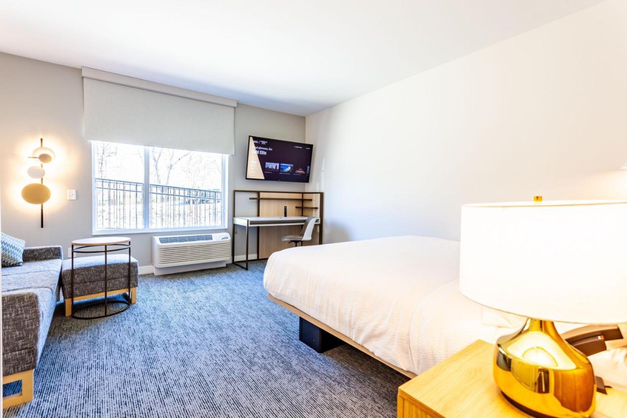 Towneplace Suites By Marriott Raleigh - University Area Екстер'єр фото