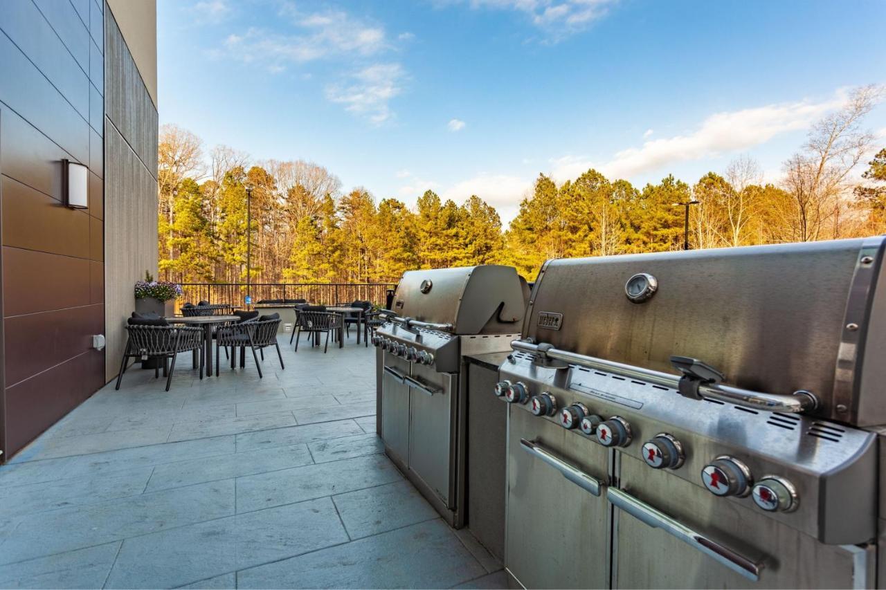 Towneplace Suites By Marriott Raleigh - University Area Екстер'єр фото