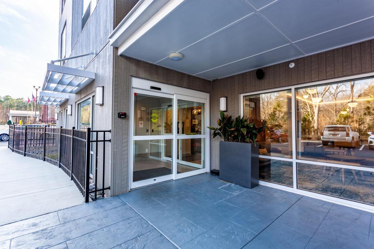 Towneplace Suites By Marriott Raleigh - University Area Екстер'єр фото